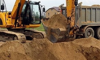 Выкопать яму экскаватором в Борисоглебске от 949 руб. - 2Землекопа-Брс