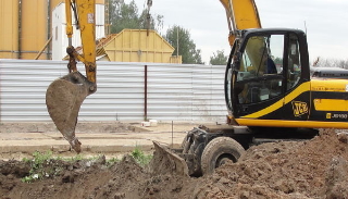 Выкопать яму экскаватором в Борисоглебске от 949 руб. - 2Землекопа-Брс